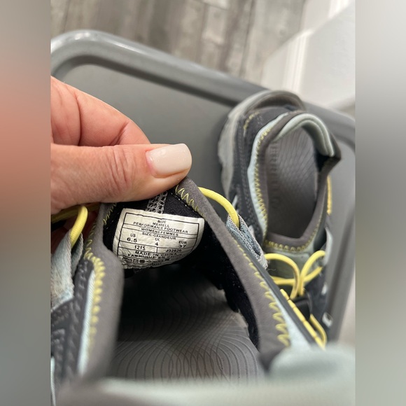 Merrell hiking trail water shoes size 6.5 - Picture 4 of 5